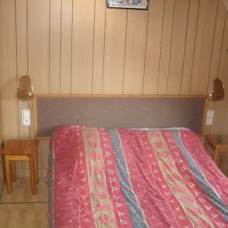 Auberge Des Etangs Roussent 외부 사진