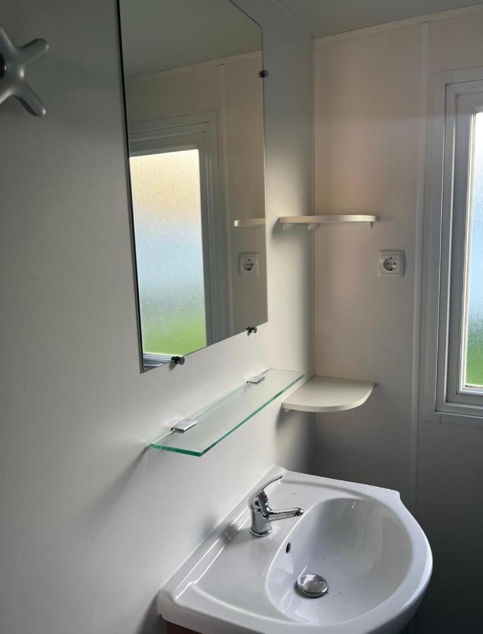 Auberge Des Etangs Roussent 외부 사진