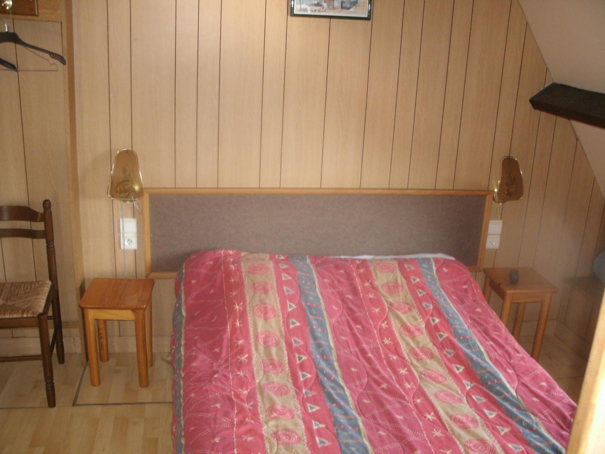 Auberge Des Etangs Roussent 외부 사진