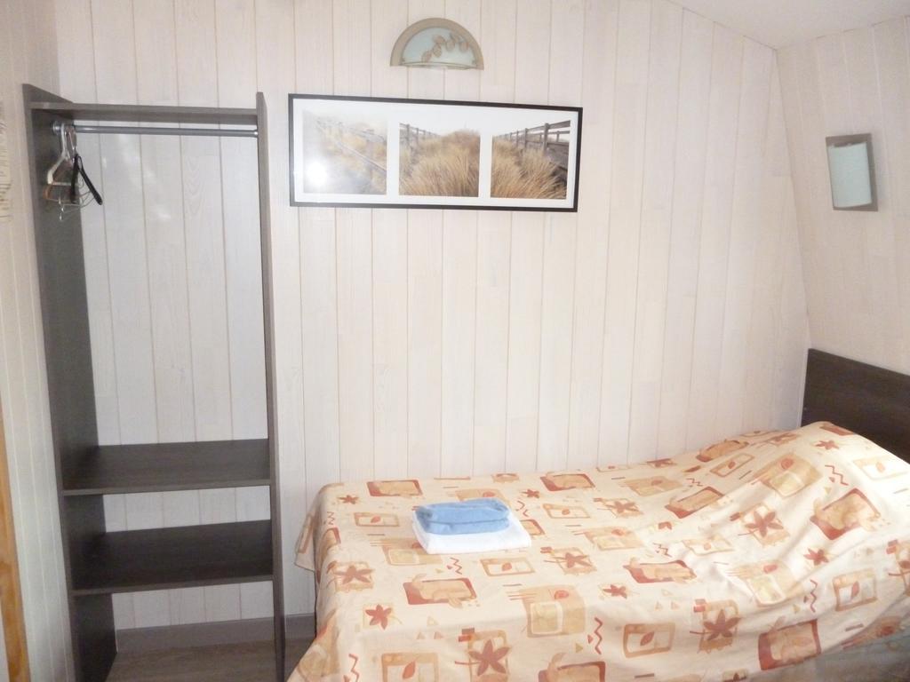Auberge Des Etangs Roussent 외부 사진