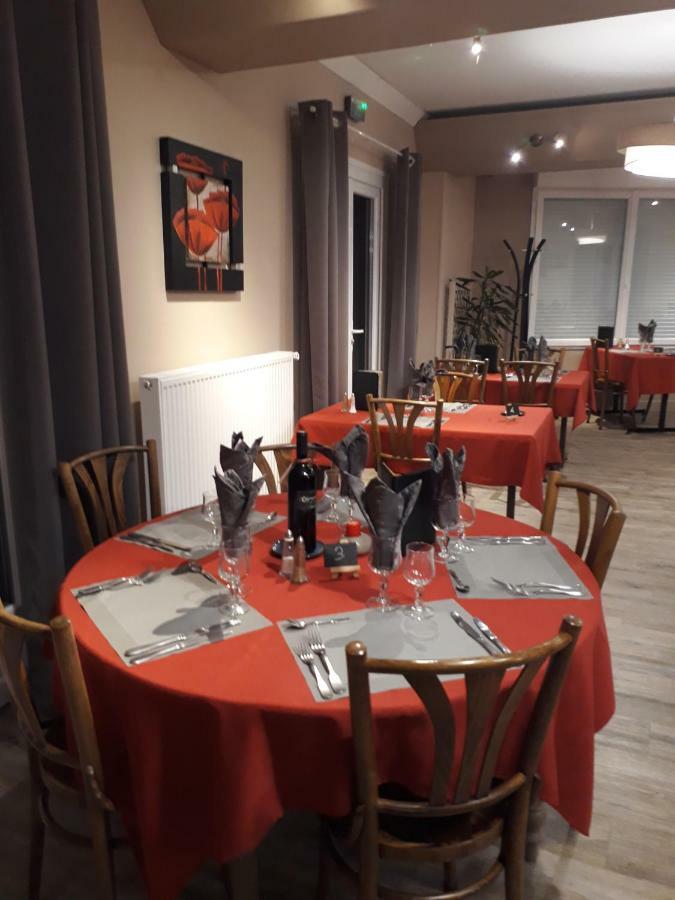 Auberge Des Etangs Roussent 외부 사진